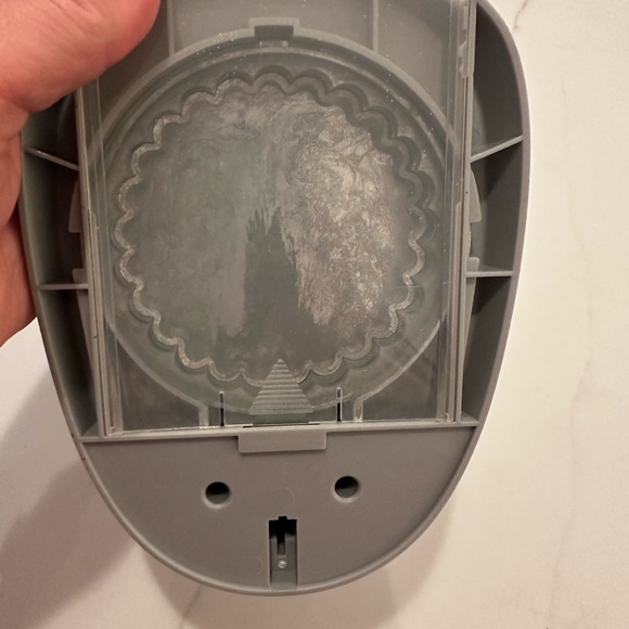 Martha Stewart Craft punch tag set - Picture 4 of 8